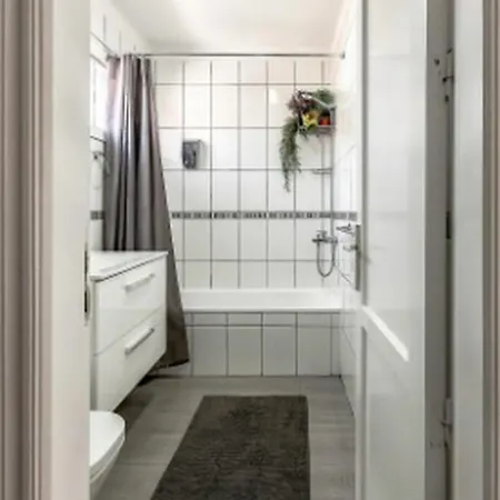 Spacious Tenerife Дом отдыха Плая-де-лас-Америкас